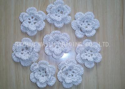 China 6 Petals White Small Knitted Flower Washable Crochet Flower Applique For Hair for sale