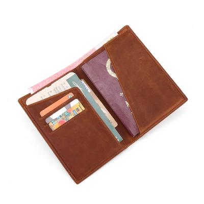 China Vintage In Low MOQ Running Men's Functional RFID Blocking Crazy Horse Leather Passport Holder Travel Bifold Wallet for sale