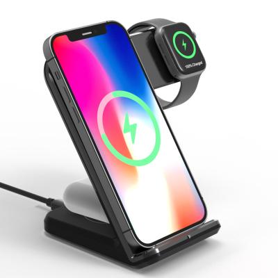 China High Quality Wireless Earphone Charger Space-Saving Shelf Fast Charging 3-in-1 Wireless Charging Station for sale