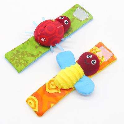 China 2021 MINGJUN New Eco-friendly Baby Bug Wrist Socks Ratchets Wrist Strap Socks Ratchets Baby Newborn Toys for sale