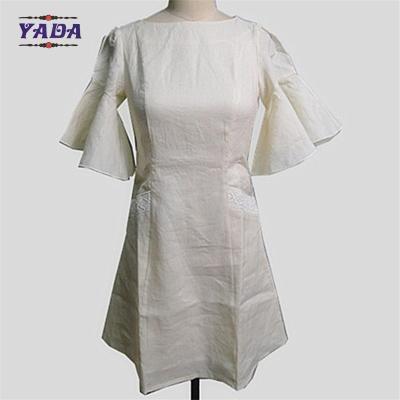 China Moda nueva llegada vestido informal dirndl vestidos de damas ropa de talla grande ropa de mujer con manga de cuerno en venta