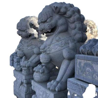 China Europe Life Size Natural Stone Hand Carved Lion Statue Sculpture For Garden Animal for sale