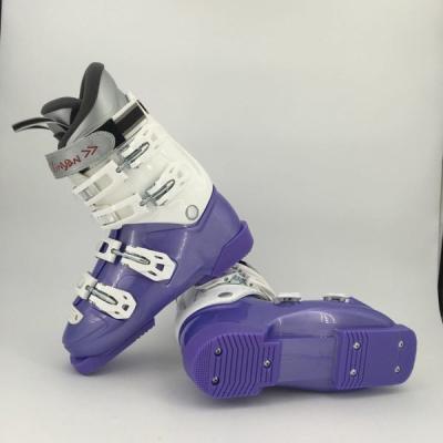 China OEM Ski Boots for the 39-47 skier for sale