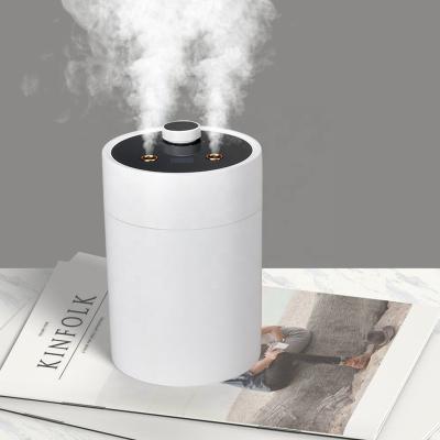 China Quick Sprayer Rechargeable Home Decor Dual USB Humidification Air Room Portable Humidifiers for sale