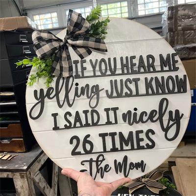 China Home Decoration Custom Name Wooden Wall Decoration Wreath Sign Mother's Day Party Decorations Wreath Sign for sale