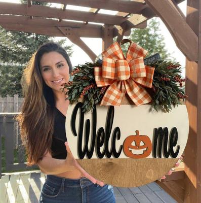 China Home Decoration Creative Design Bow Tag Door Hanging Wreath Sign Autumn Pumpkin Decoration Wreath Sign Custom for sale