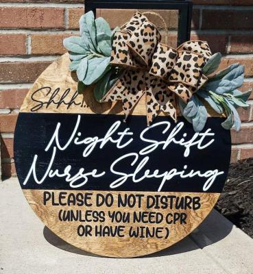 China Home Decoration Party Creative Design Wreath Sign Night Nurse Welcome Sign Home Outdoor Decoration Wreath Sign for sale