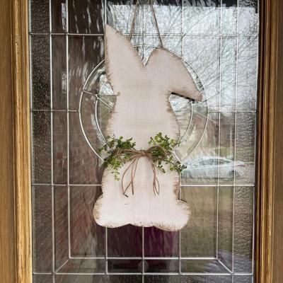 China Home Decoration Custom Easter Bunny Door Wreath Sign Wooden Craft Easter Party Wall Decoration Wreath Sign for sale