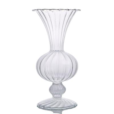 China Newest Hot Selling Minimalist Individualized Design Clear Glass Vase Cheap Clear Glass Flower Vase For Home Decor for sale