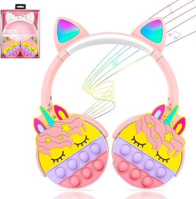 China Wireless Earphone Kids Headphones, Unicorn Headphones for School, Color Changing LED Cat Ear Children Headphones with Built-in Mic for sale