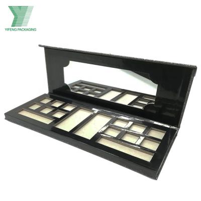 China 16 Colors Recyclable Eyeshadow Palette Custom Logo Printed Closure Box Magnetic Eyeshadow Makeup Packaging Box Clamshell Gift Box for sale