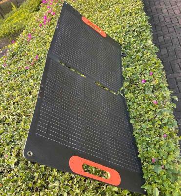 China 2-Fold ETFE Solar Panel Charger With IP65 Waterproof And Custom Color Compatible With Most USB Devices for sale