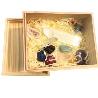 China China Custom Made Natural Stones The 7 Chakra Crystal Therapy Stones Wooden Box Meditation Set Kit Product for sale