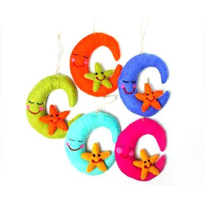 China Soft Toy Hot Sell Wall Hanging Baby Nursery Felt Mobile Baby Toys Baby Moon and Star for sale