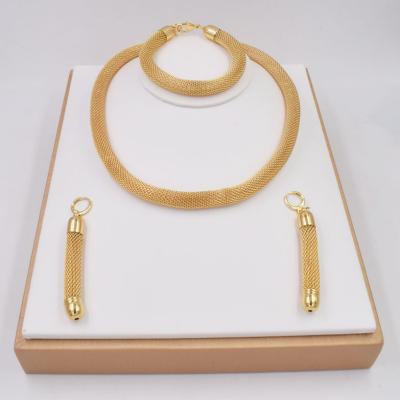 China CLASSIC Classic Necklace Bracelet Earring Set For Women Fashion Dubai 24K Gold Wedding Jewelry Set NT0116 for sale