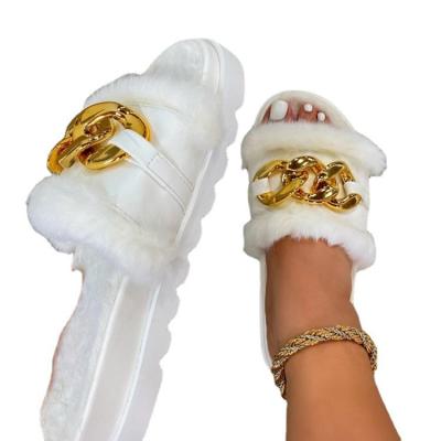 China Fashion trend female casual outdoor fashion of 2021 new winter plush slippers plus size women's cute plush slippers for sale