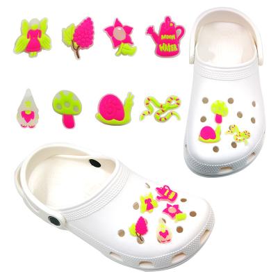 China Clog Charm Glow in the Dark Croc Charms Custom Shoe Decoration Glow in the Dark Shoe Charms Via DHL/Fedex for sale