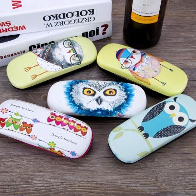 China Glasses Fashion Cartoon Style Custom Logo Printing Eyeglass Frame Case With Low Price for sale