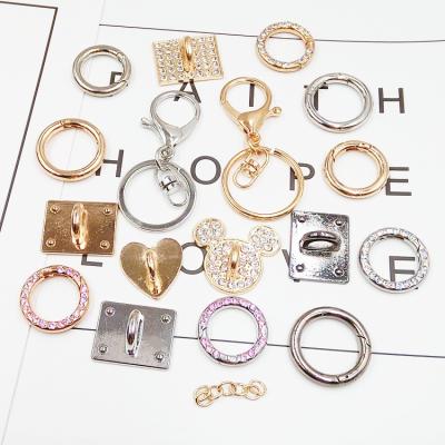 China Wholesale Metal Key Ring Connector Baking Key Chain Painting Lobster Buckle Split Clasp Accessories Key Chain for sale