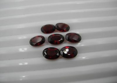 China profesional oval 1.10cts de la joyería roja natural del granate de 8m m x de 6m m en venta