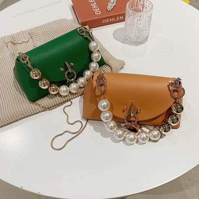 China Other New Trend Solid Color Pearl Chain Purse Cute Girls Small Messenger Bags Hot Sell Chain Purses and Purses for sale