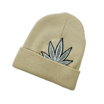 China Outdoor Custom Beanies Winter Knitted Beanie Hats Custom Logo Unisex Beanie for sale