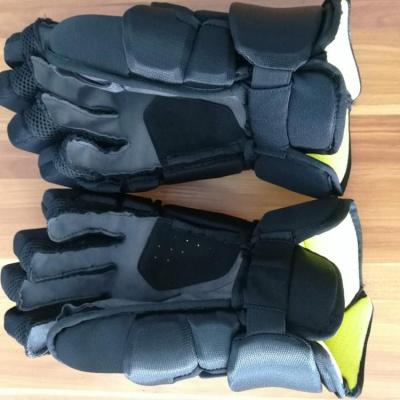 China Factory Polyester Pro International JR Superior OEM Player 1S Ice Hockey Glove With Different Logo And Different Color Nylon Polyester Material for sale