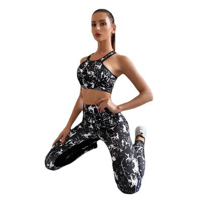 China Wholesale Breathable Spandex Gym Fitness Activewear Print Workout Sports Bra Black Yoga Gaiters Set for sale