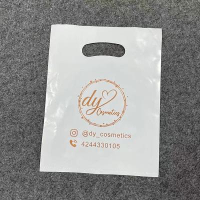 China PE Handled Die Cut Plastic Bag For Clothing Package Custom Logo Printed Plastic Shopping Bag For Accessories for sale