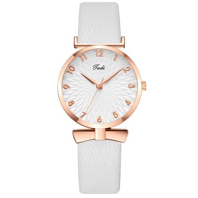 China New Ladies Leather Strap Scale Automatic Analog-Digital Display Ladies Date Business Casual Quartz Watch for sale