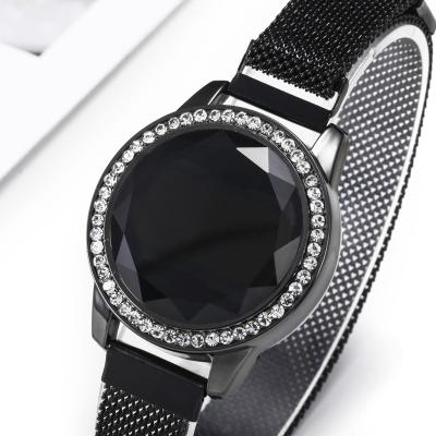 China Hot Selling Milanese Multi Faceted Glass Strap Diamond Dial Automatic Date Digital Watch Strap Unisex Digital Watch for sale