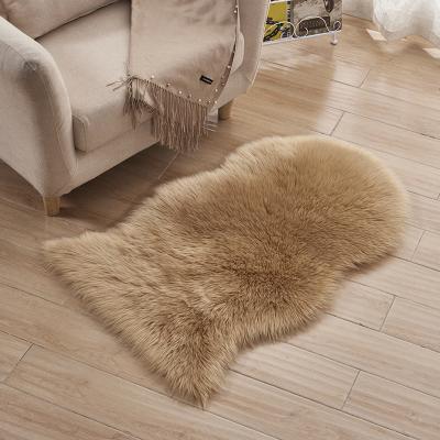 China hot sell sheep skin shape faux wool Shaggy Carpet Comfortable machine washed Rug Suede backing Luxury feeling 60x90cm for sale