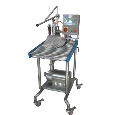 China Semi Automatic Beverage Milk / Juice / Sauce BIB Filling Machine for sale