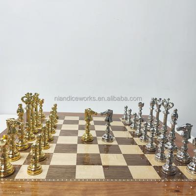 China Factory wholesale luxury metal chesser wooden chess board luxury chess set for chess sets for sale