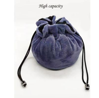 China Dnd Dice/Jewelry Package Convenient To Carry Can Hold Multiple Dice Drawstring Bags High Quality Velvet Bags At The Same Time for sale