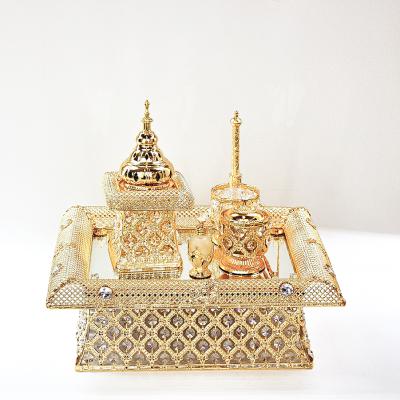 China QIAN HU CLASSIC Elegant Metal Electroplate Gold Perfume Oil Censer Holder Arabian Church Antique for sale