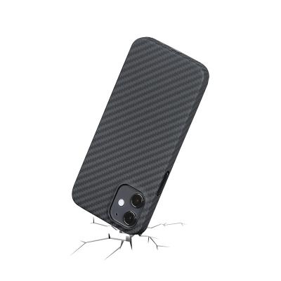 China Factory Price Anti-fall Fashion Real Black Carbon Fiber Universal Smartphone Cell Phone Case For Iphone 12 Cover for sale