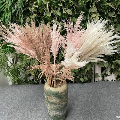 China Wedding Artificial Flower Arrangement Reed Wedding Decoration /Home Decoration Pampas Grass Background Wall Flocking Plastic Flower Arrangement for sale