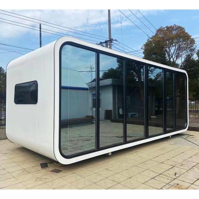 China Modern loft apple cabins design luxury prefab wooden resort casacas living container home with portable shower for sale