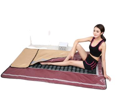 China Advanced Gold Luxury PU Heater 3 Zones Portable Infrared Sauna Blanket with Bian Stone Negative Ions for Weight Loss and Body Detox for sale