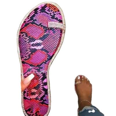 China 2021 New Hot Sale Summer Fashion Ladies Sandals Anti-slippery Outdoor Shoes Snake Pattern Beach Slippers For Women for sale