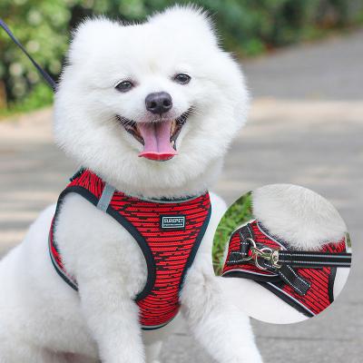 China 2021 Red Adjustable Sports Safety Wholesale Custom Reflective Mesh Pet Christmas Harness Leash Air Escape Proof Set for sale