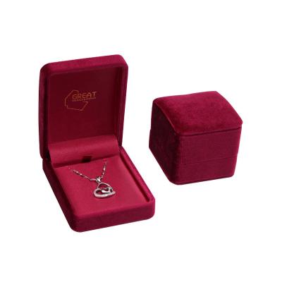 China Velve Customized Luxury Velvet Box Satin Interior For Jewelry Touching Ring Necklace Cozy Box for sale