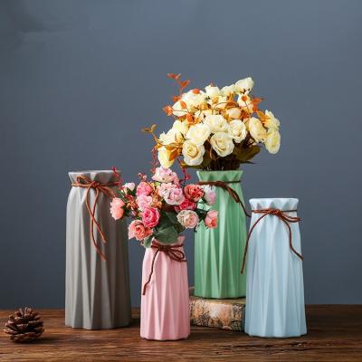 China New Mid Century Crafts Vase Decoration Creative Home Decoration Matte Nordic Modern Ceramic Angular Ceramic Fresh Dry Flower Arrangement In Flower for sale