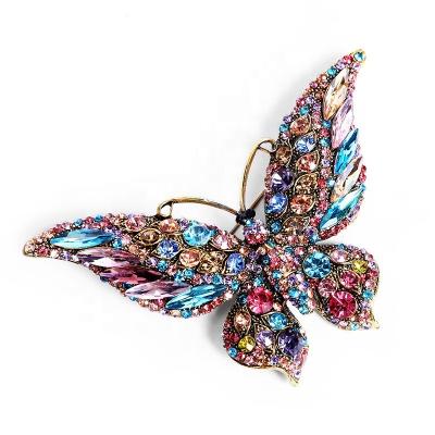 China Retro New Soft ALLOY Crystal Butterfly Brooch Fashion Animal Insect Lady Brooches Top Grade Coat Accessories for sale