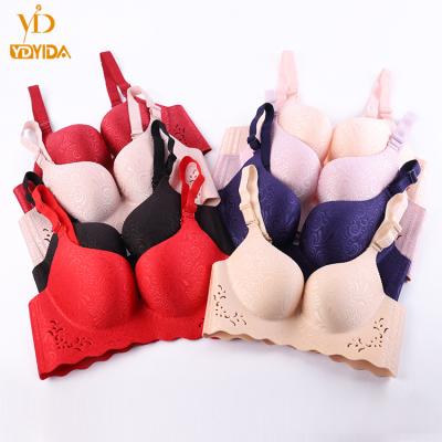 China 12 Pieces QUICK DRY Southeast Asian Hot Selling Stripe Lady Seamless Simple Comfortable Sexy Breast Full Bra Up Bra One Piece Bra for sale