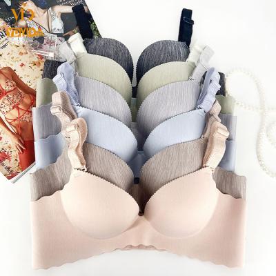 China Wholesale One Piece Seamless Solid Bras Wire Free One Piece Bra Padded Lift Up Bra for sale