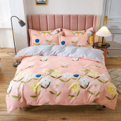 China Best Selling Viable Friendly Wholesale Custom Made Skin 4pcs Comforter Bed Sheet Bedding Set High Quality for sale