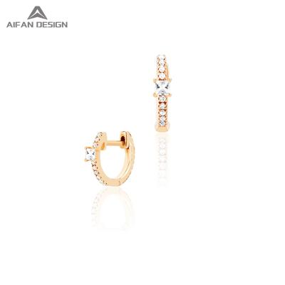 China TRENDY Fashion Jewelry 14K Gold Diamond Hoop Earrings Ladies Custom Jewelry for sale