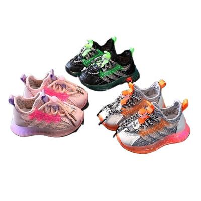 China Latest Kids Breathable Sports Shoes For Boys Girls Kids Sneakers Mesh Breathable Kids Shoes 21-25 for sale